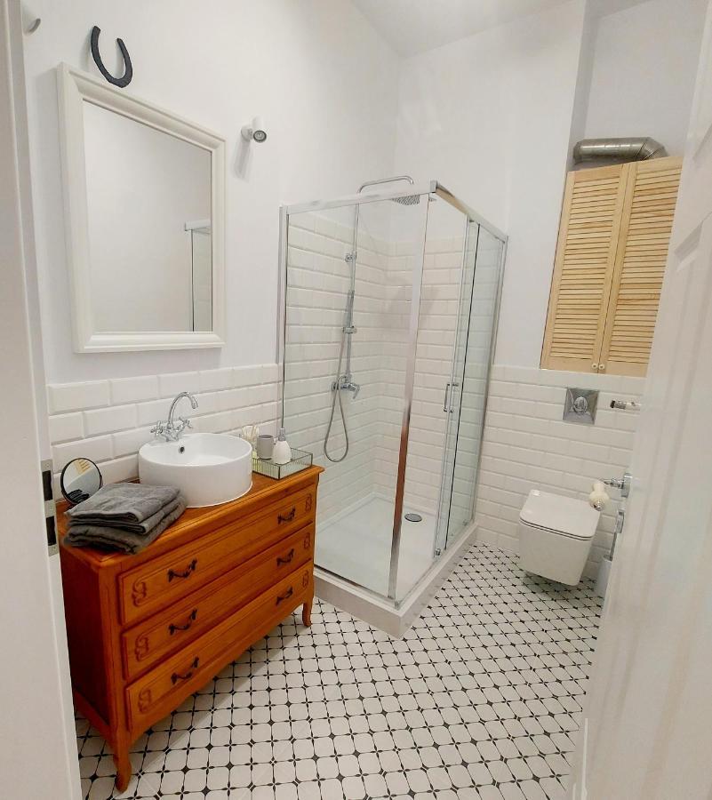Apartament W Kamienicy W Sercu Miasta Szczecin Waly Chrobrego Dış mekan fotoğraf