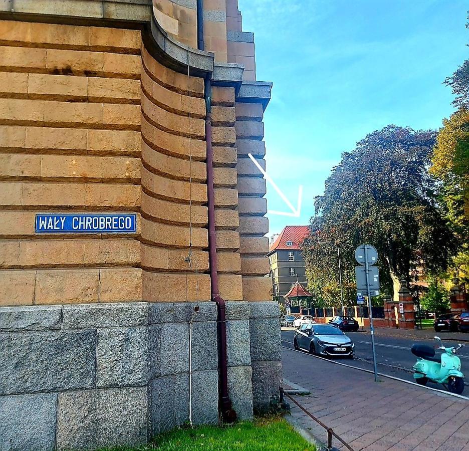 Apartament W Kamienicy W Sercu Miasta Szczecin Waly Chrobrego Dış mekan fotoğraf